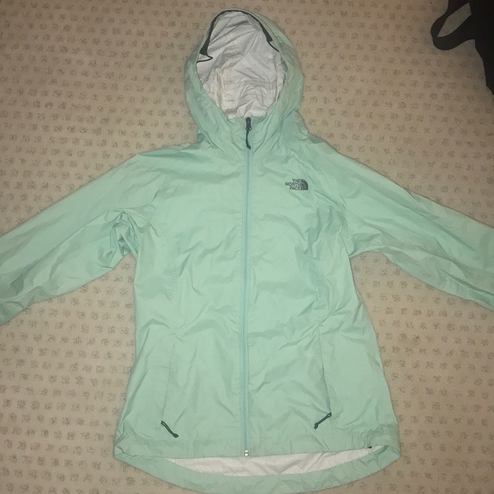 WOMENS NORTH FACE RAIN JACKET